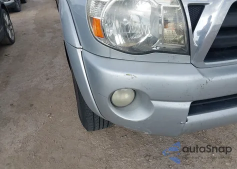 2008 Toyota Tacoma Prerunner V6 z USA, uszkodzony, nr VIN 3TMJU62N68M066131